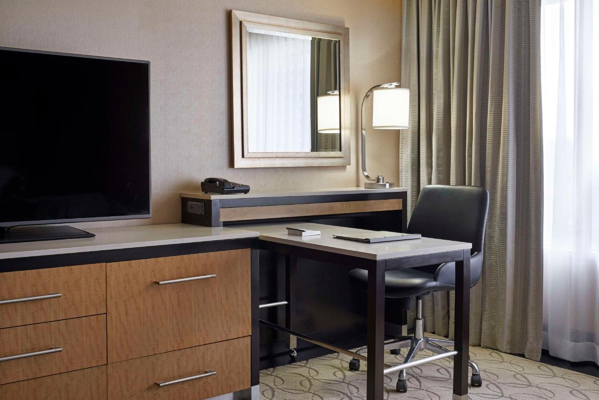 Hilton Toronto Hotel Kültér fotó