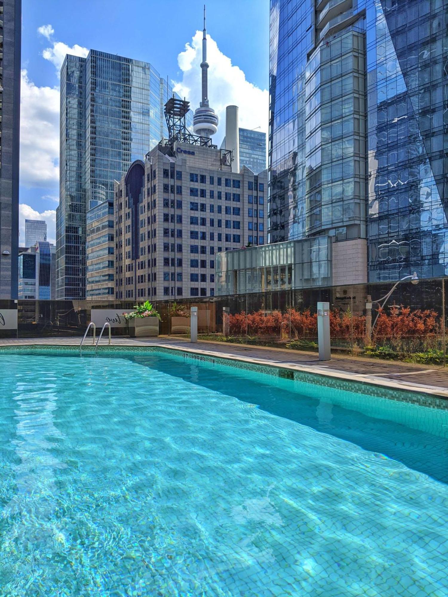 Hilton Toronto Hotel Kültér fotó