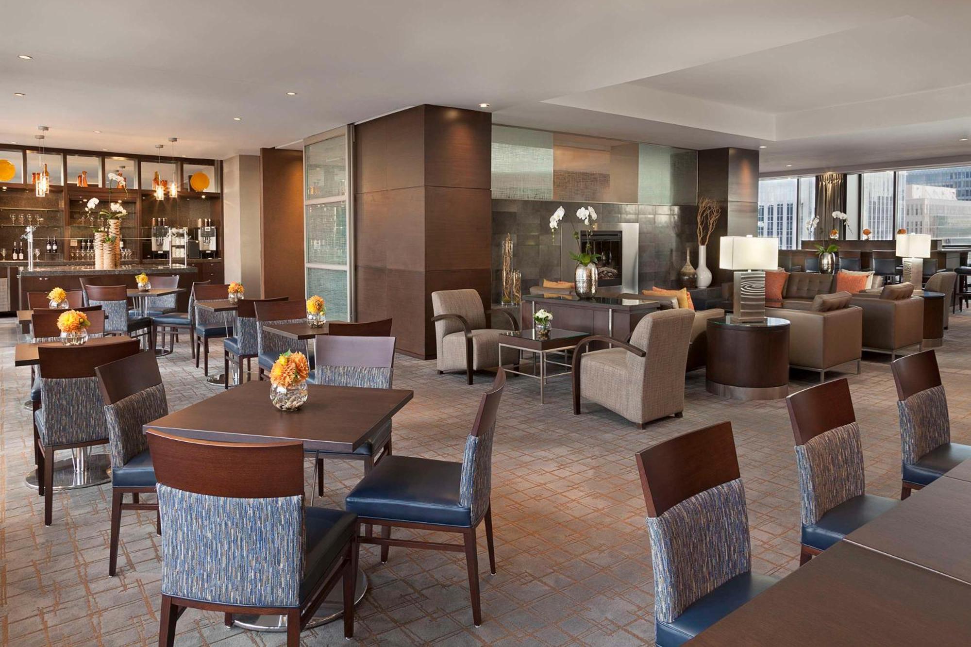 Hilton Toronto Hotel Kültér fotó